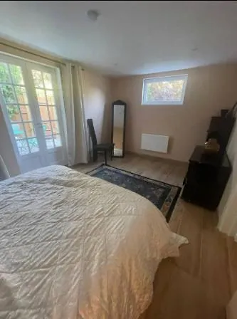 Maison Cosy Avec Jardin & Parking, Proche Apartment Chelles (Seine-et-Marne)